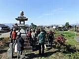 十連坊(輪中堤)に立つ